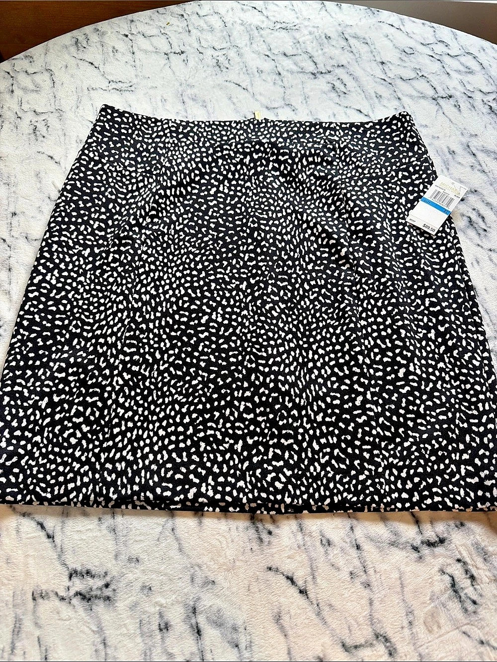 MICHAEL Michael Kors Animal Print Women’s Skirt Black & White XL NWT